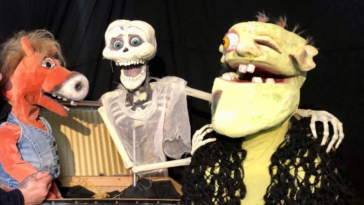 Figurentheater Matou – Geisterbahn