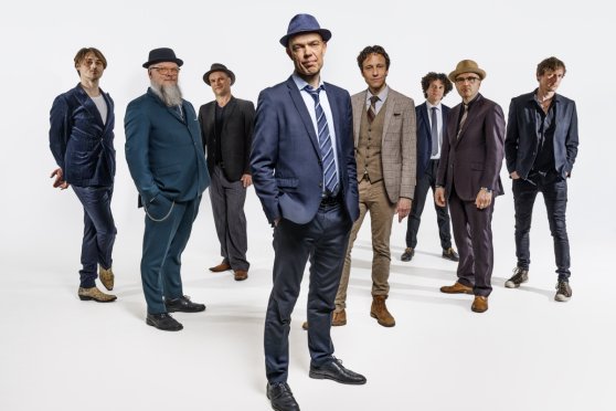 Thorbjørn Risager & The Black Tornado (DK)