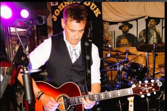 Johnny Duk Trio