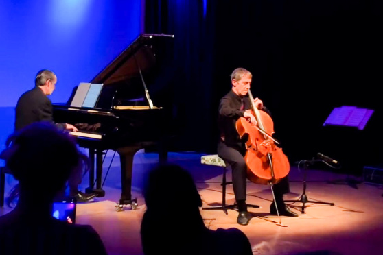 Graham Waterhouse (Cello), Timon Altwegg (Klavier)