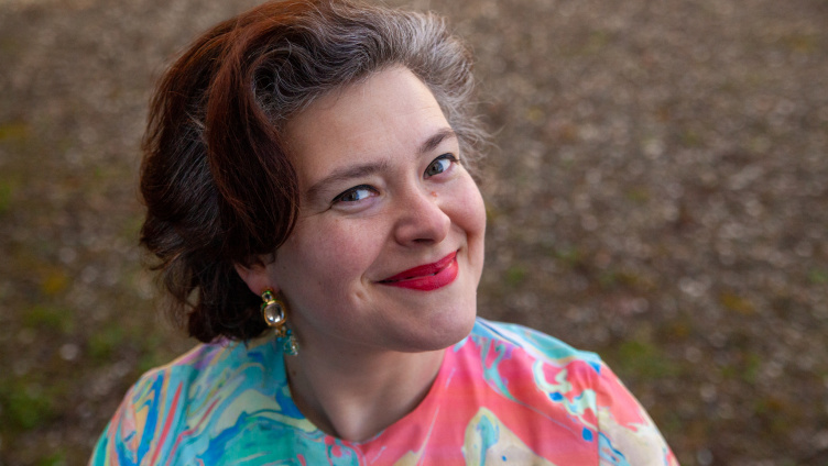 Nora Gomringer - Am Meerschwein übt das Kind den Tod