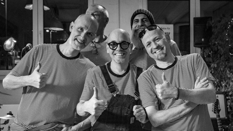 Silveradoz Cover Band