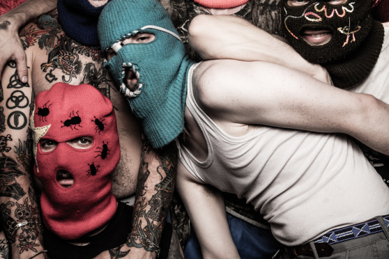 Pales (FR) + Balaclava (USA)