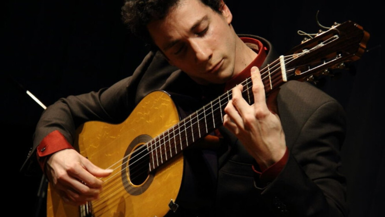 Grisha Goryachev, Gitarre