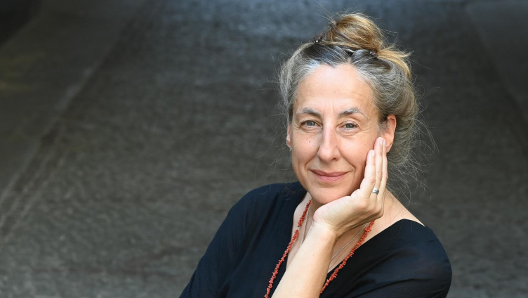 Judith Hermann: Ich möchte zurückgehen in der Zeit