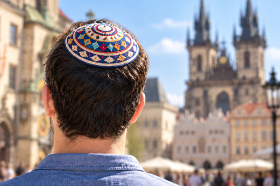 Antisemitismus in Gesellschaft und Alltag