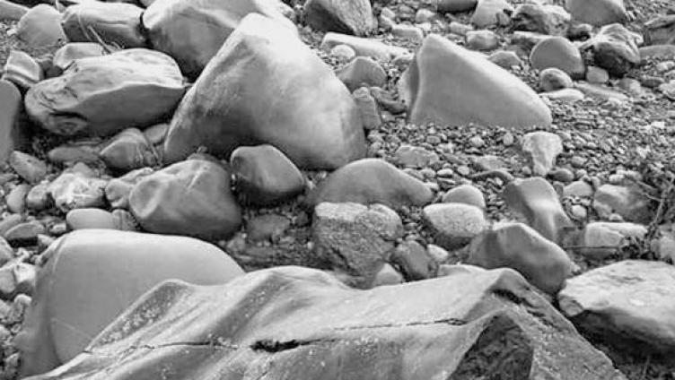 «Gedankengänge durch Stein»