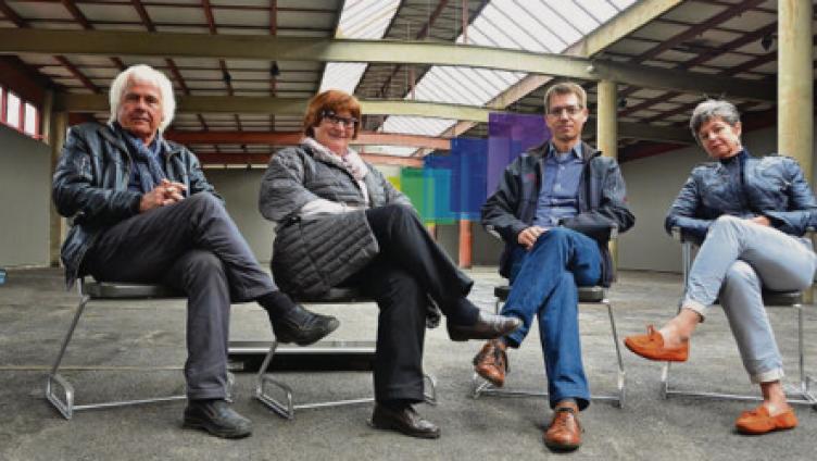 Progressive Kunst in alter Halle