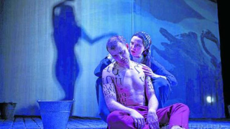 So war die Premiere des umstrittenen Stücks am Stadttheater Konstanz