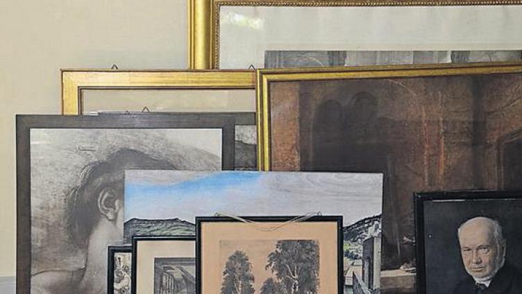 Kirche leert ihr Archiv